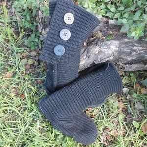 UGG KNIT BOOTS SIZE 5